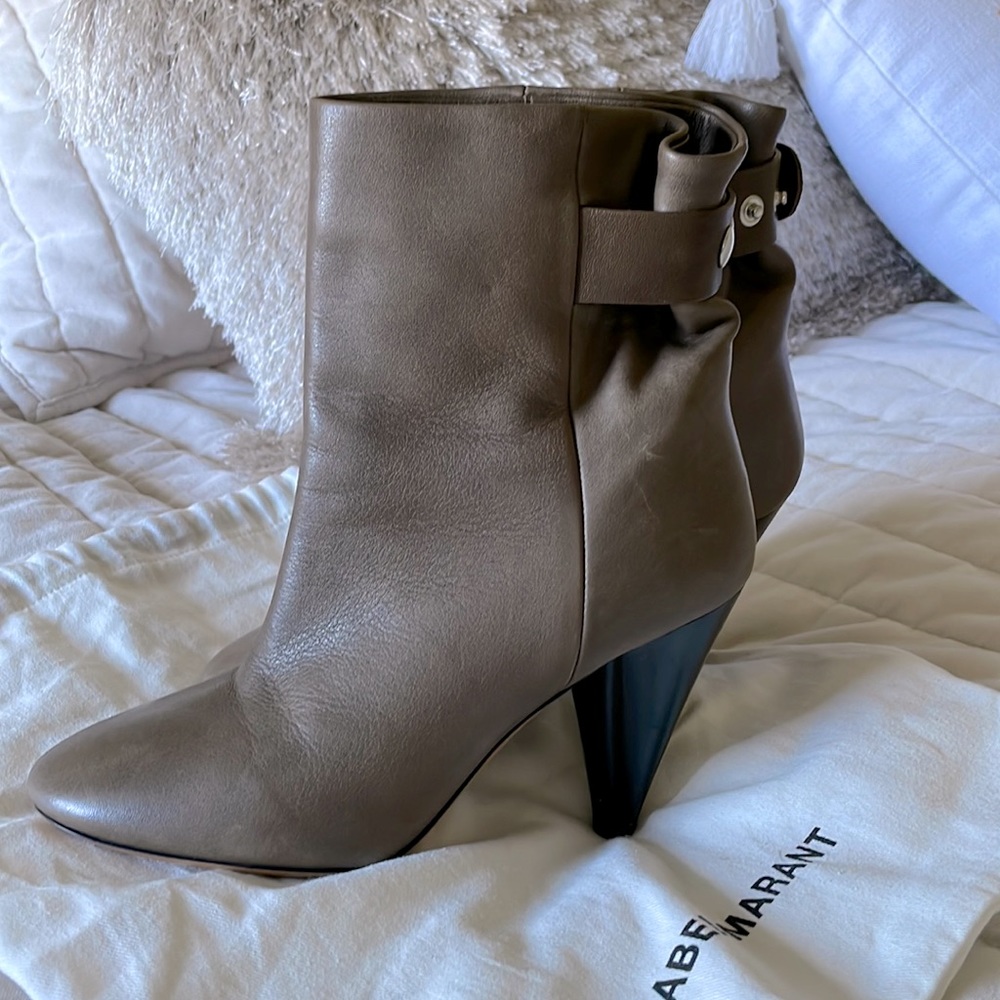Isabel Marant Lystal ankle boots 38 Khaki color